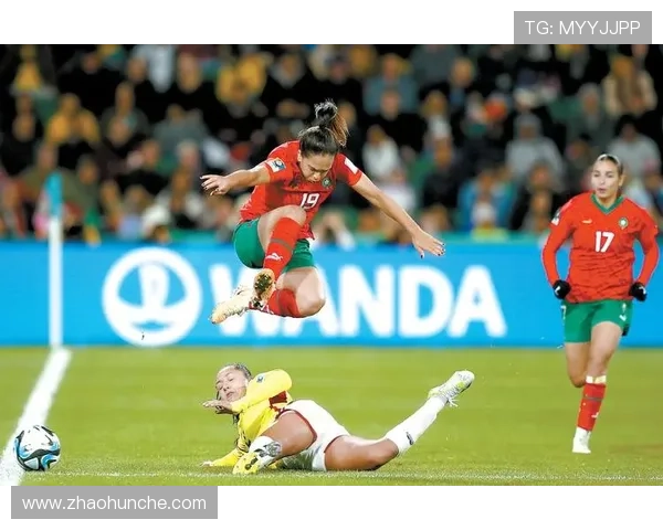 足球界女星风采全览盘点全球知名女足球员名字与成就 足球界女星风采全览盘点全球知名女足球员名字与成就