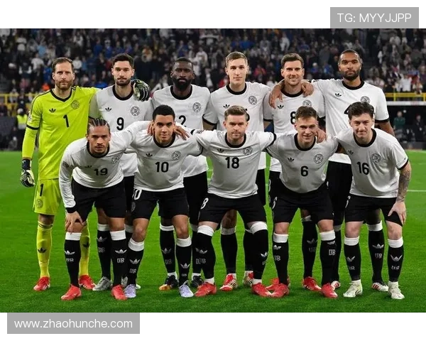 日本足球队逆袭德国明星队展现强大实力与团队精神